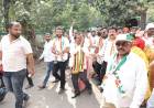 संत तुकाराम नगर परिसरात अण्णा बनसोडे यांच्या स्वागतासाठी कार्यकर्त्यांचा जल्लोष