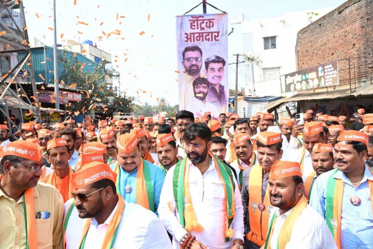 संतपीठ,टाऊन हॉल,रस्ते विकास,म्हणून आम्ही महेशदादांसोबत - चिखली, कुदळवाडीतील आपुलकीच्या गाठीभेटींना उत्स्फूर्त प्रतिसाद