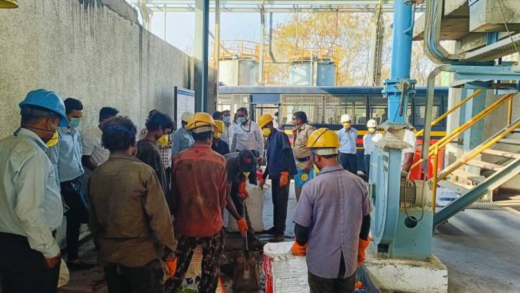 पिंपरी चिंचवड पोलीस आयुक्तालय यांच्या कडून 52 कारवायामधील 683 किलो गांजा नष्ट 